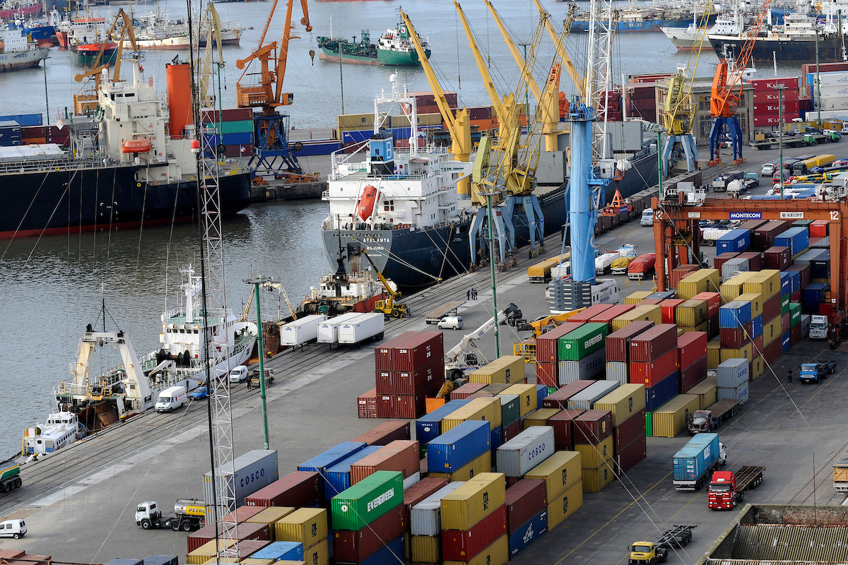 Desde las 19, el sindicato portuario para por 24 horas » Portal Medios  Públicos