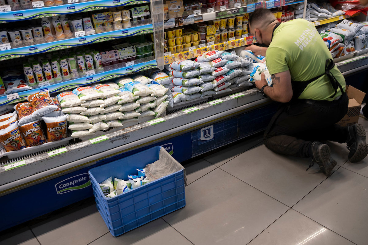 Investigan la concentración de vitamina B12 en la leche uruguaya para darle mayor valor