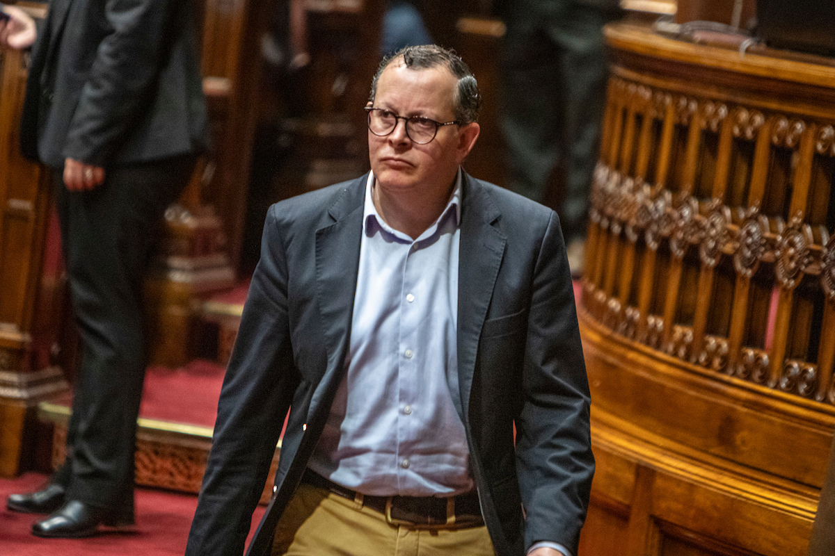 Perrone: “No puede ser” que el presidente de ASSE “tenga un sueldo de 130.000 pesos”