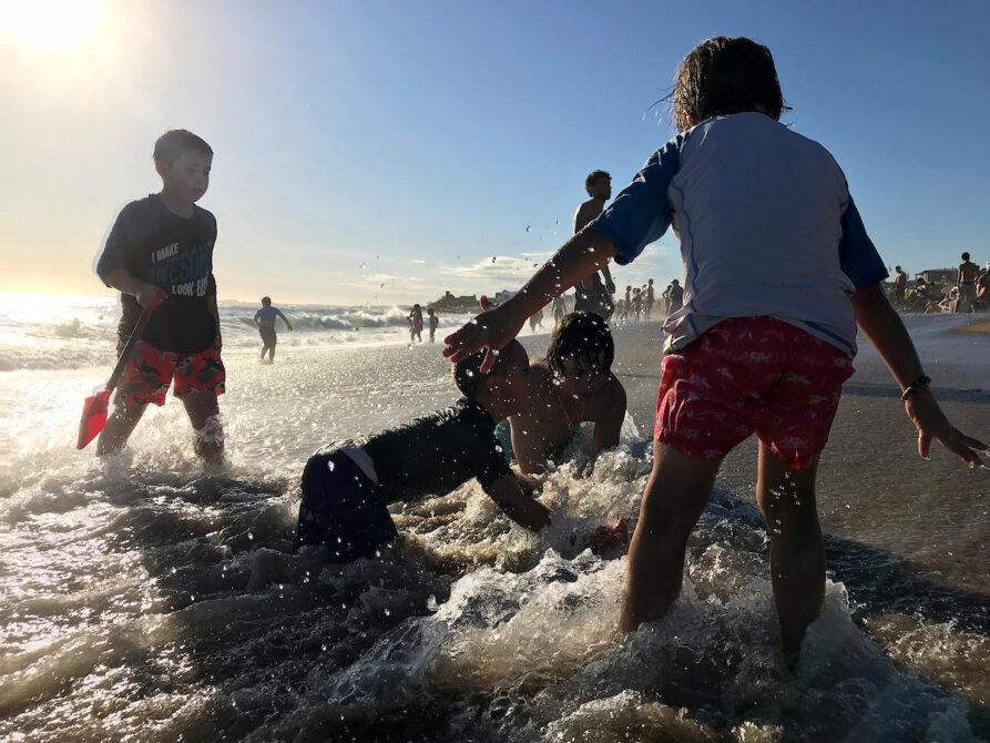 Ola de calor desde este sábado para todo el litoral oeste y sur del país