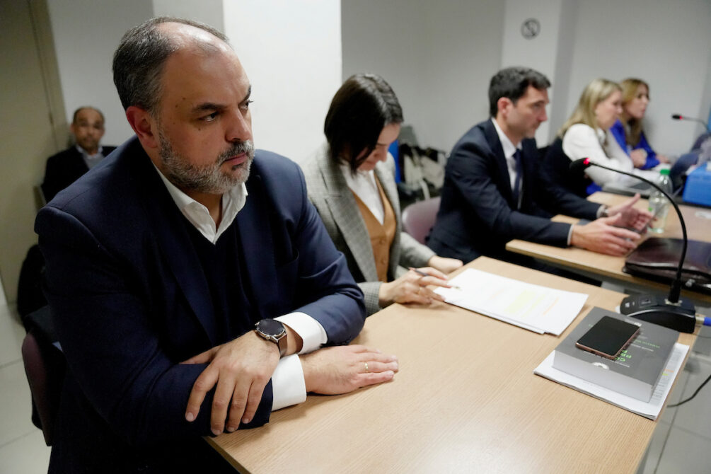 Se formalizó investigación contra el exsenador Charles Carrera