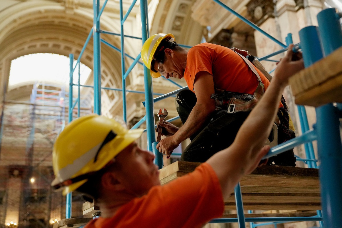 El desempleo bajó a 6,9 % en julio
