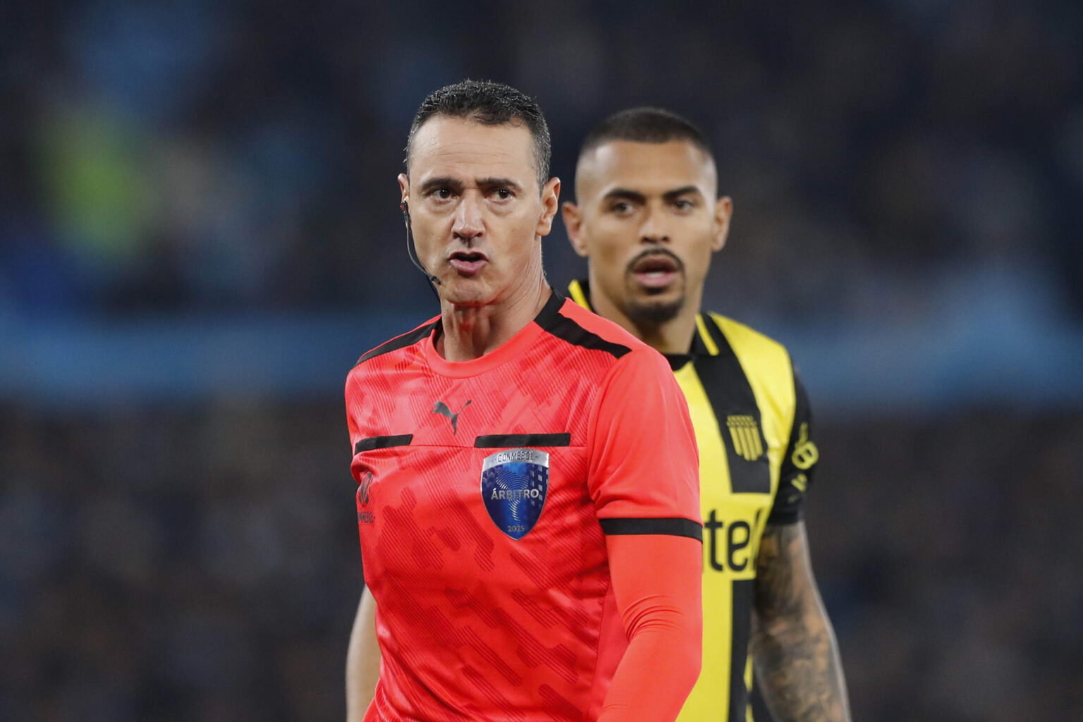 Ignacio Ruglio: «Duele que el árbitro haya empujado todo el partido»