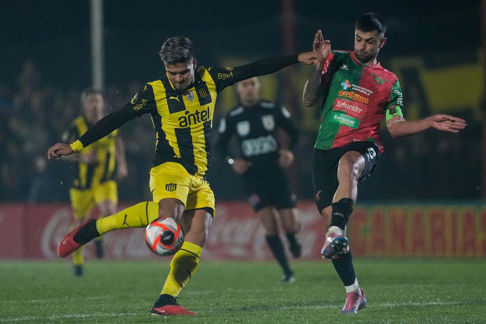 Boston River derrotó 2-1 a Peñarol
