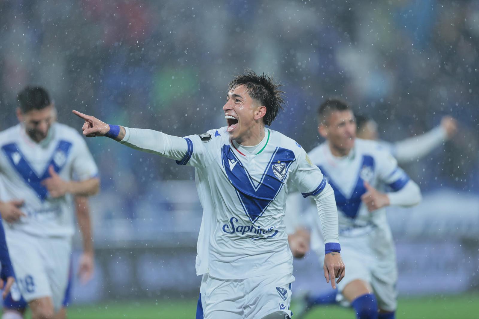Clasificó Vélez y será el rival de Racing