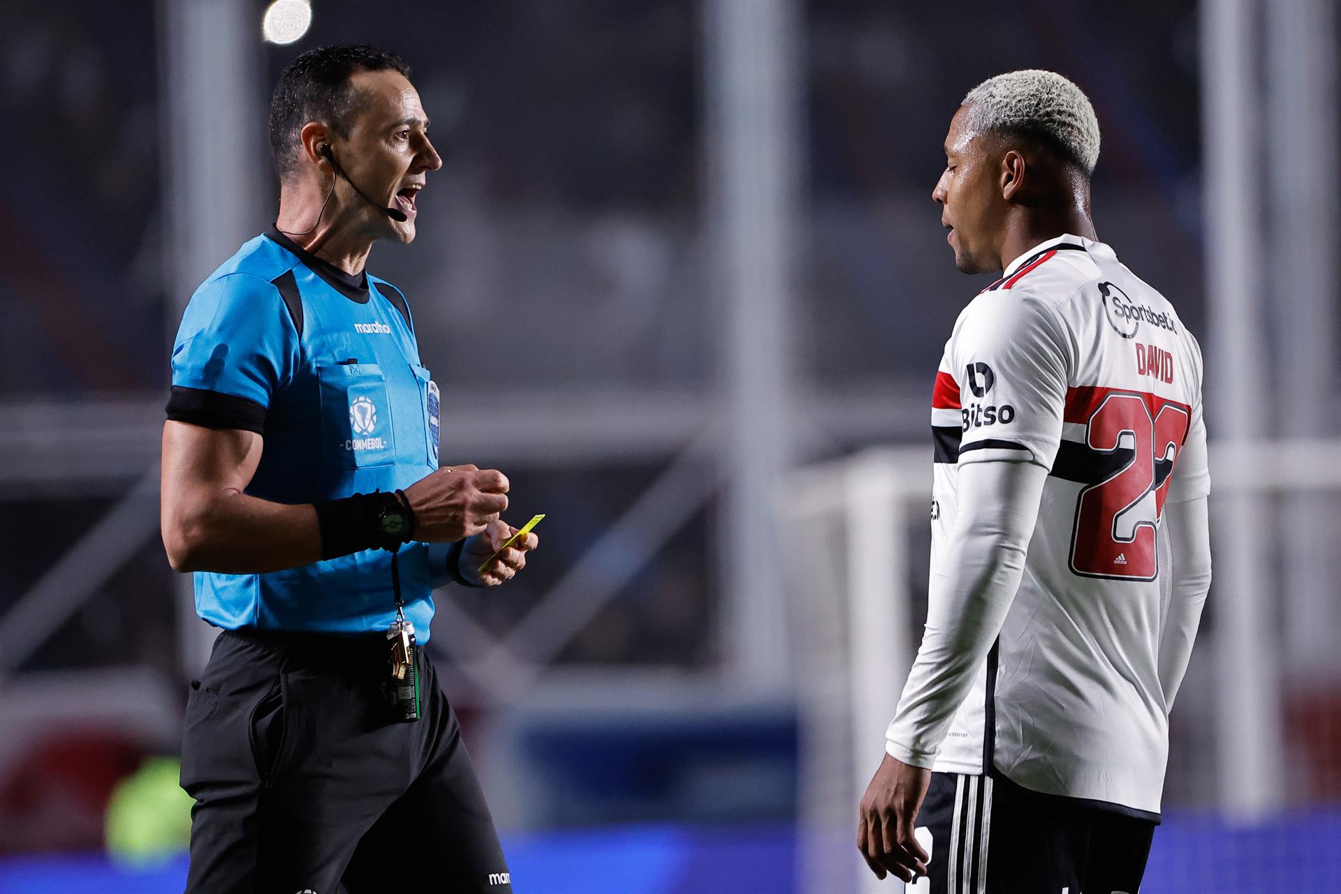 El colombiano Wilmar Roldán arbitrará Racing-Peñarol