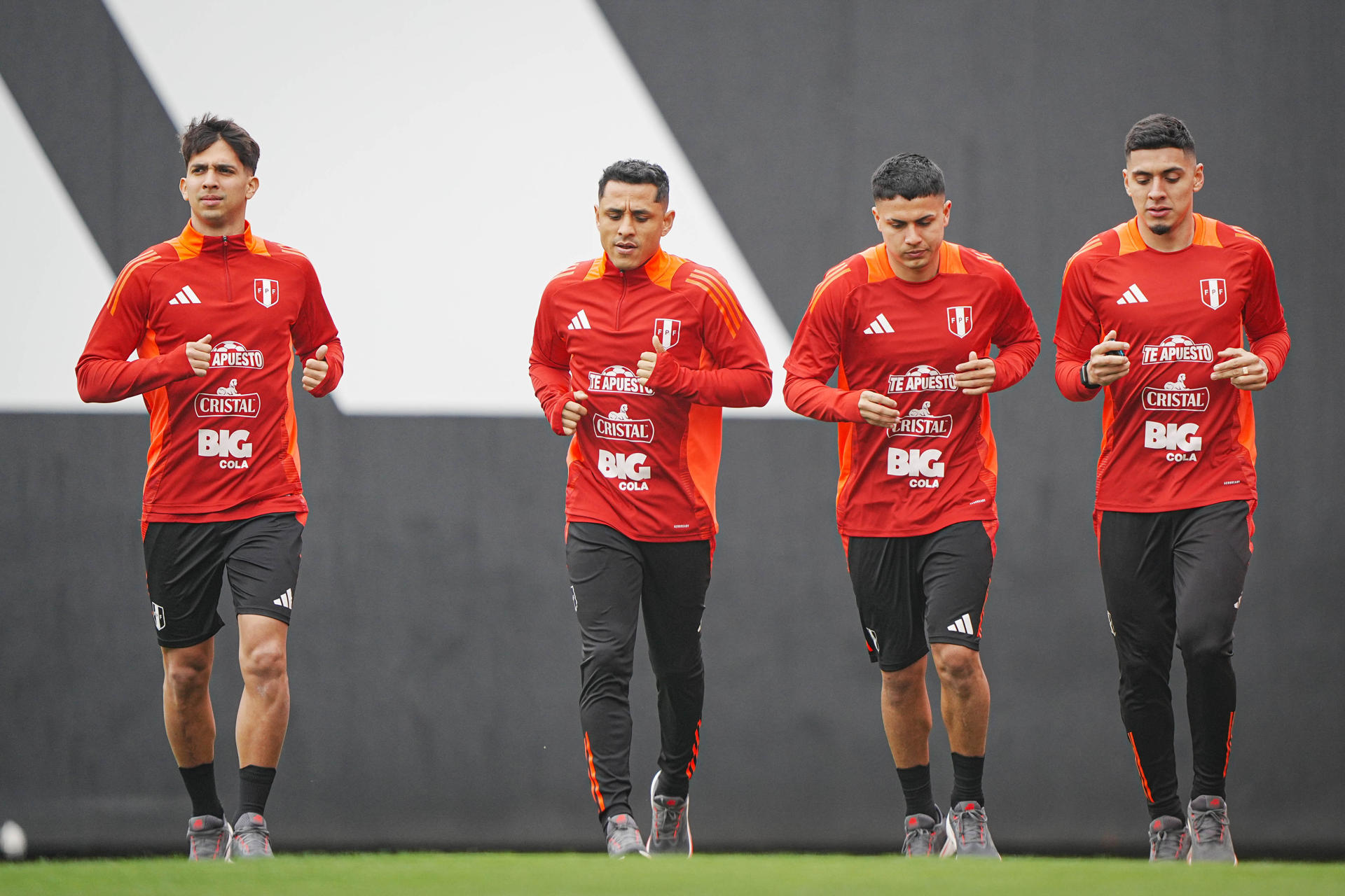 Perú afronta partido contra Uruguay "sin margen de error", afirma Yotún