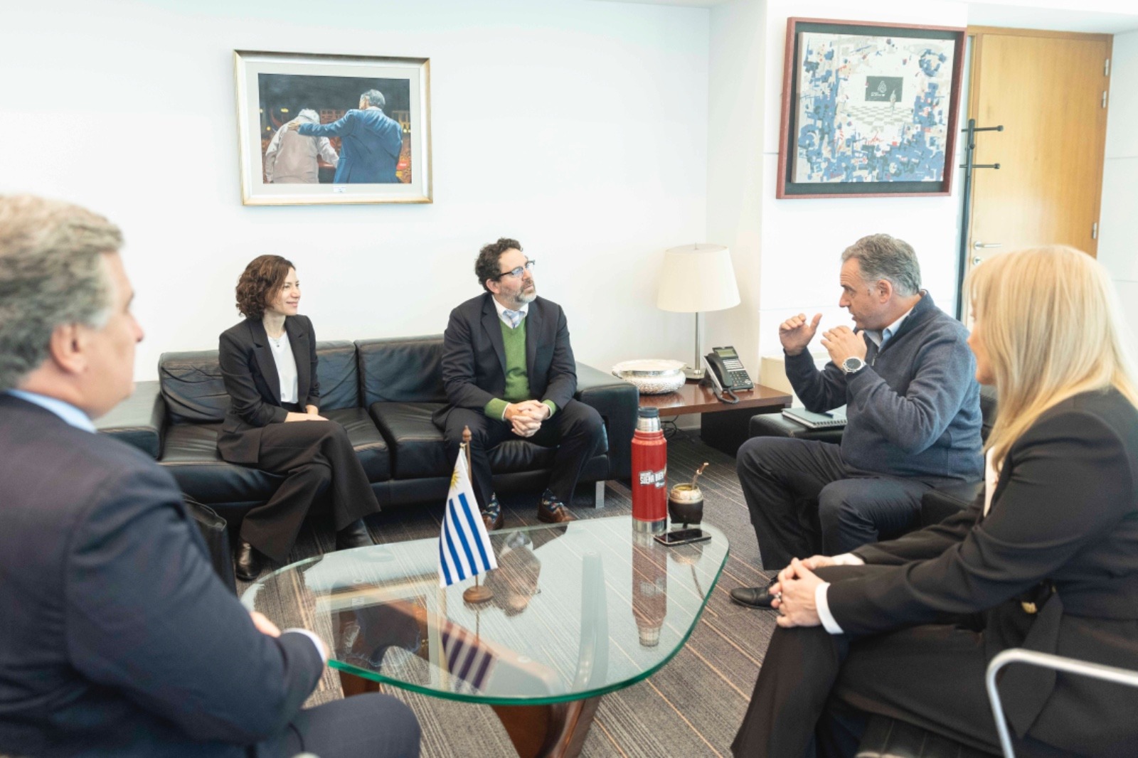 Yamandú Orsi y Carolina Cosse se reunieron con directivos de Google