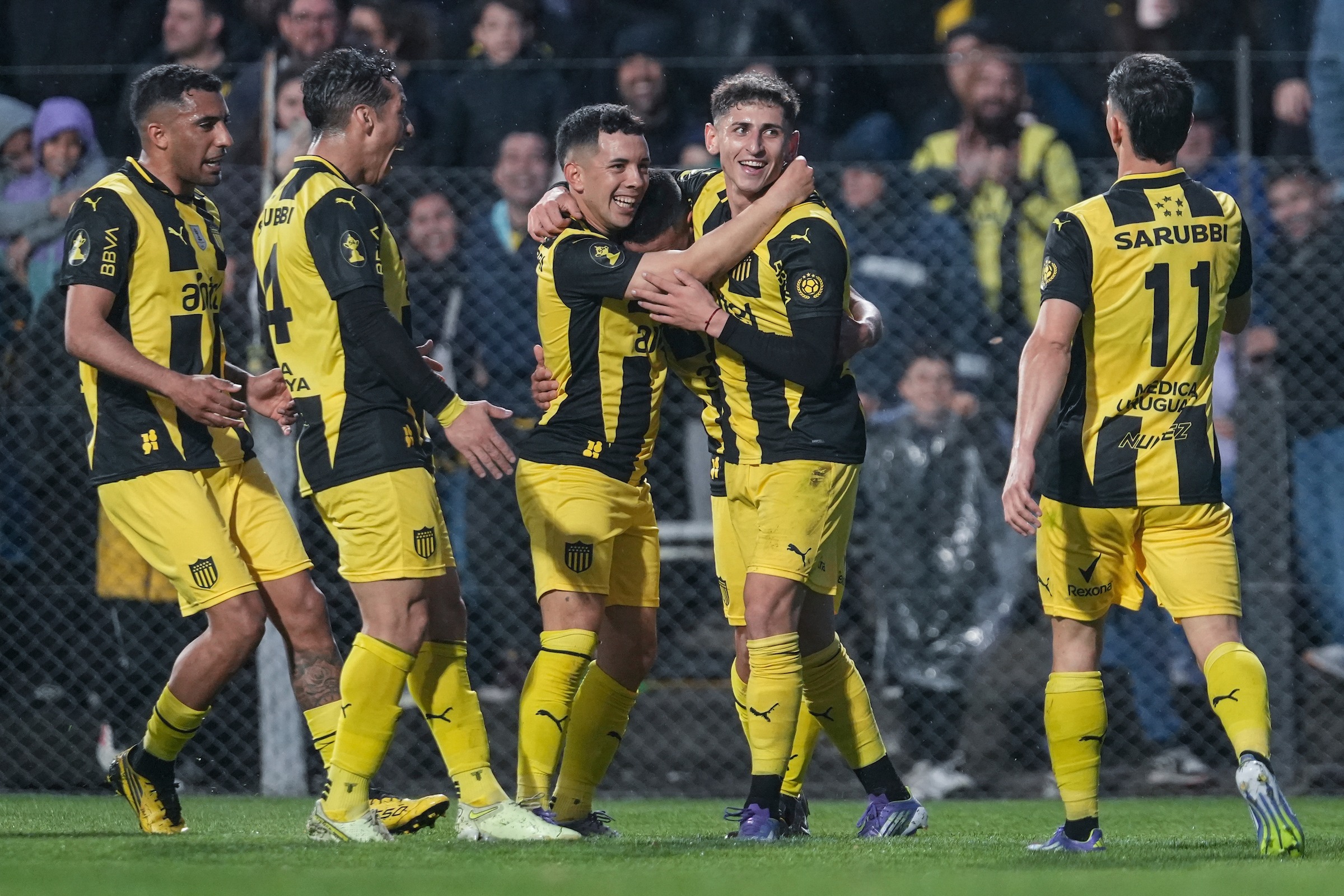 Peñarol líder temporal del Clausura