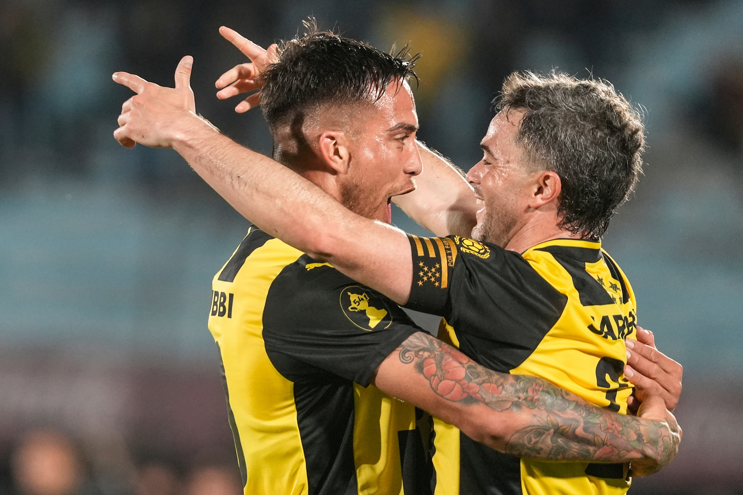Con un gol agónico, Peñarol eliminó a Liverpool de la Copa Uruguay