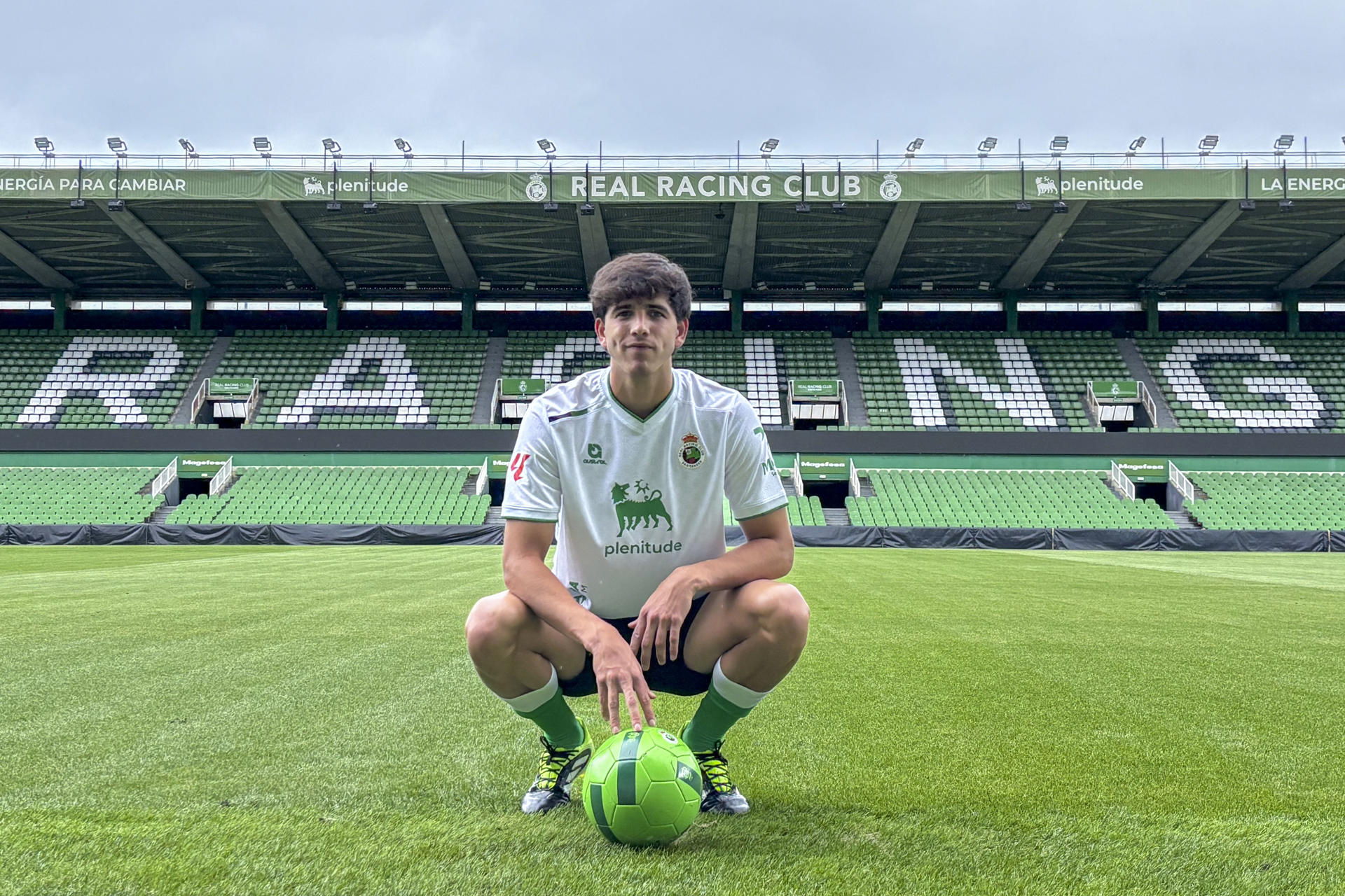 Facundo González, el lateral campeón de mundo con la Sub20 busca afirmarse en Europa