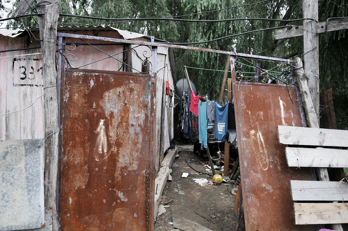 El 13,9 % de los hogares está bajo la línea de la pobreza, según informe del INE