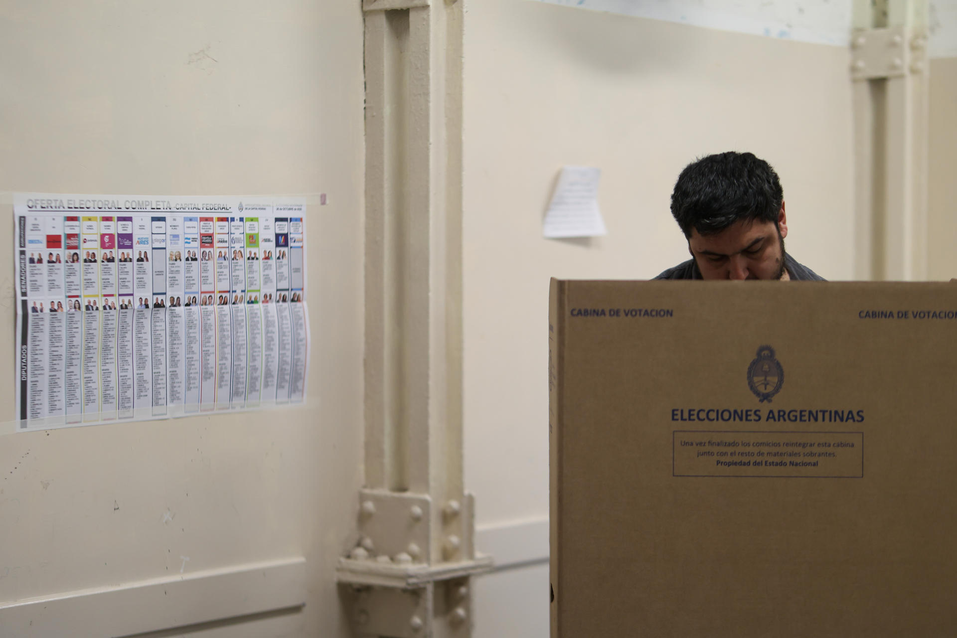 Elecciones legislativas en Argentina: casi 36 millones de personas habilitadas para votar