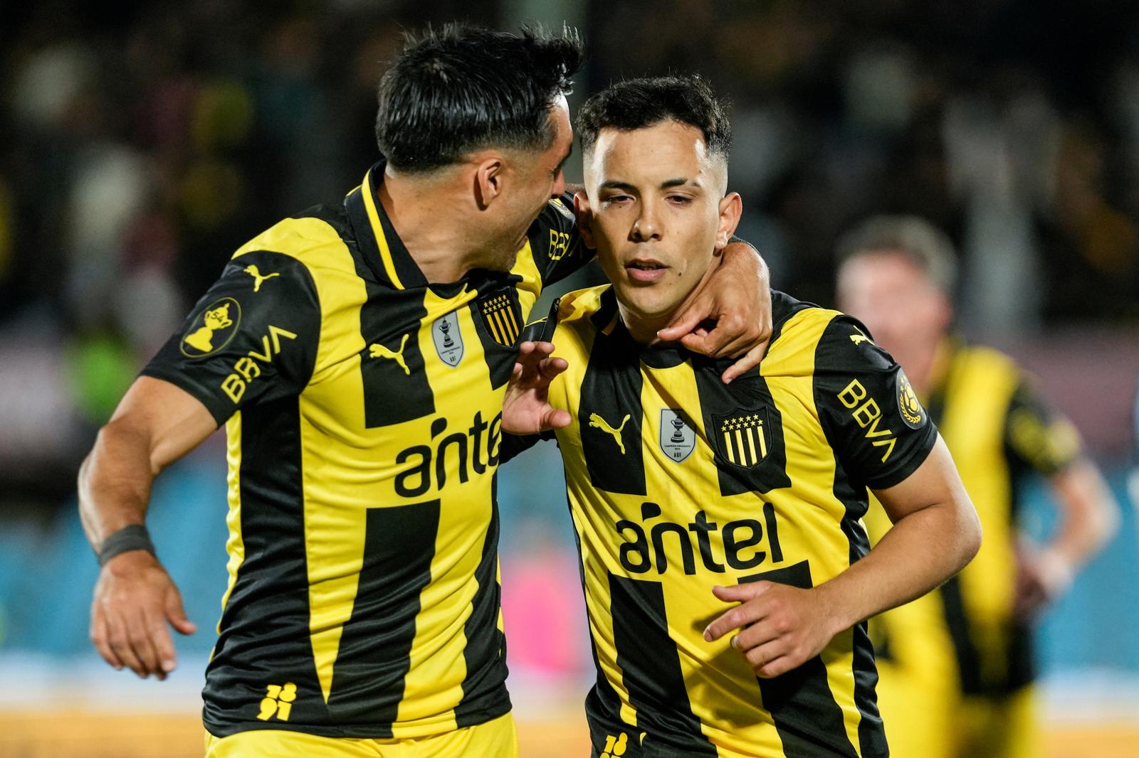 Peñarol derrotó a Liverpool y jugará la final con Nacional