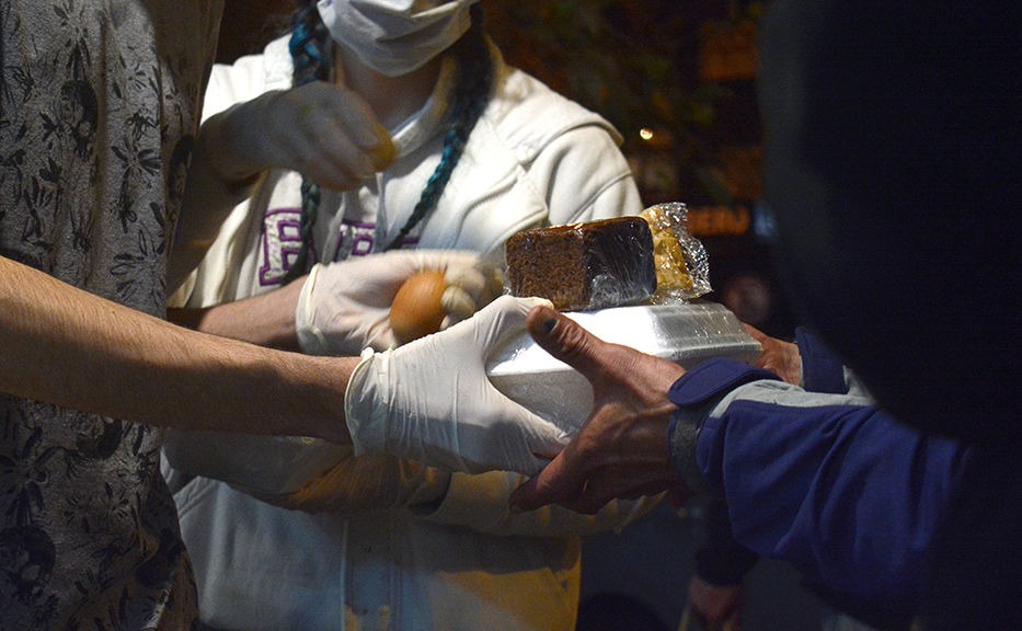 Ollas y merenderos: informe detectó 451 iniciativas en 2025, el 64 % en Montevideo