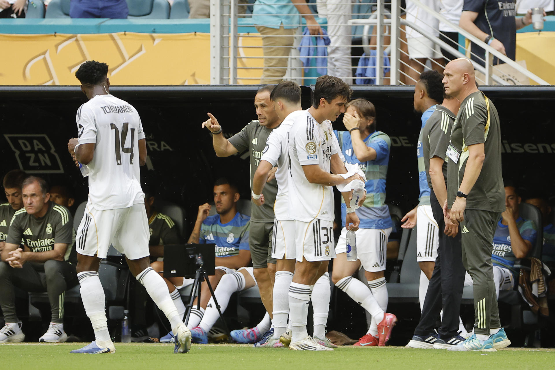 FIFA anuncia pausas de hidratación de en cada tiempo de todos los partidos del Mundial