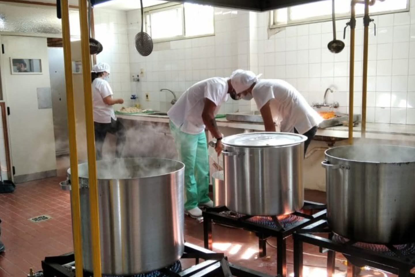 Salto: Comenzó a funcionar el nuevo sistema de comedores departamentales