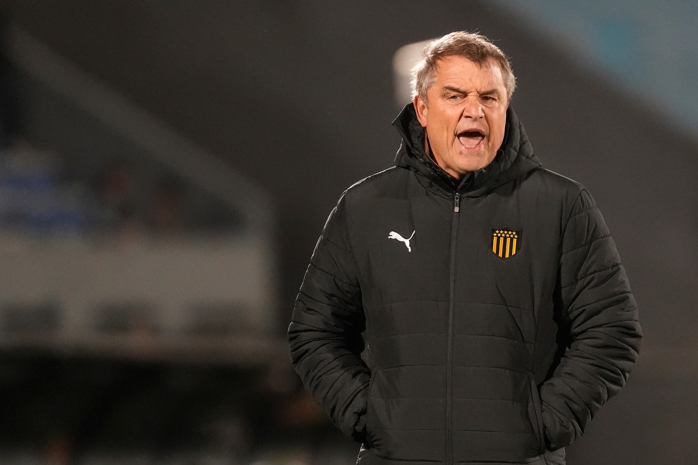 Un Peñarol al límite enfrenta a Corinthians por Libertadores