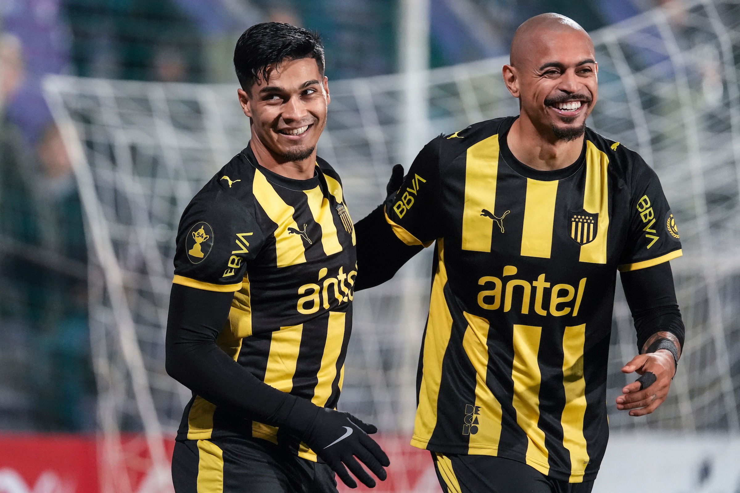 Peñarol enfrenta a Santa Fe de Colombia y se despide de la Libertadores