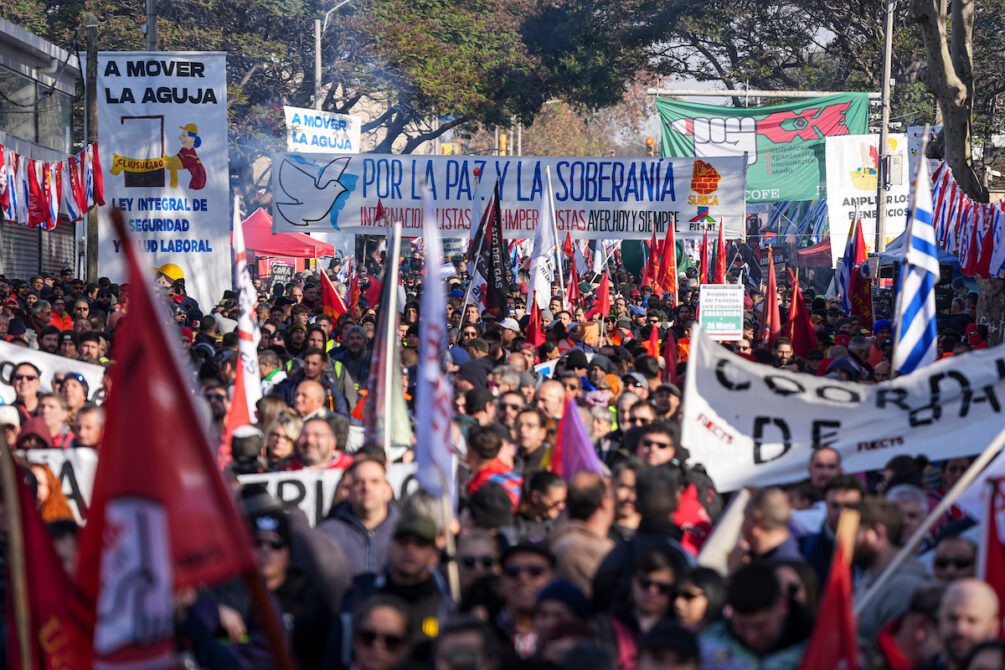 Pit Cnt reitera planteo de impuesto al 1% más rico: «La pobreza infantil no puede esperar»
