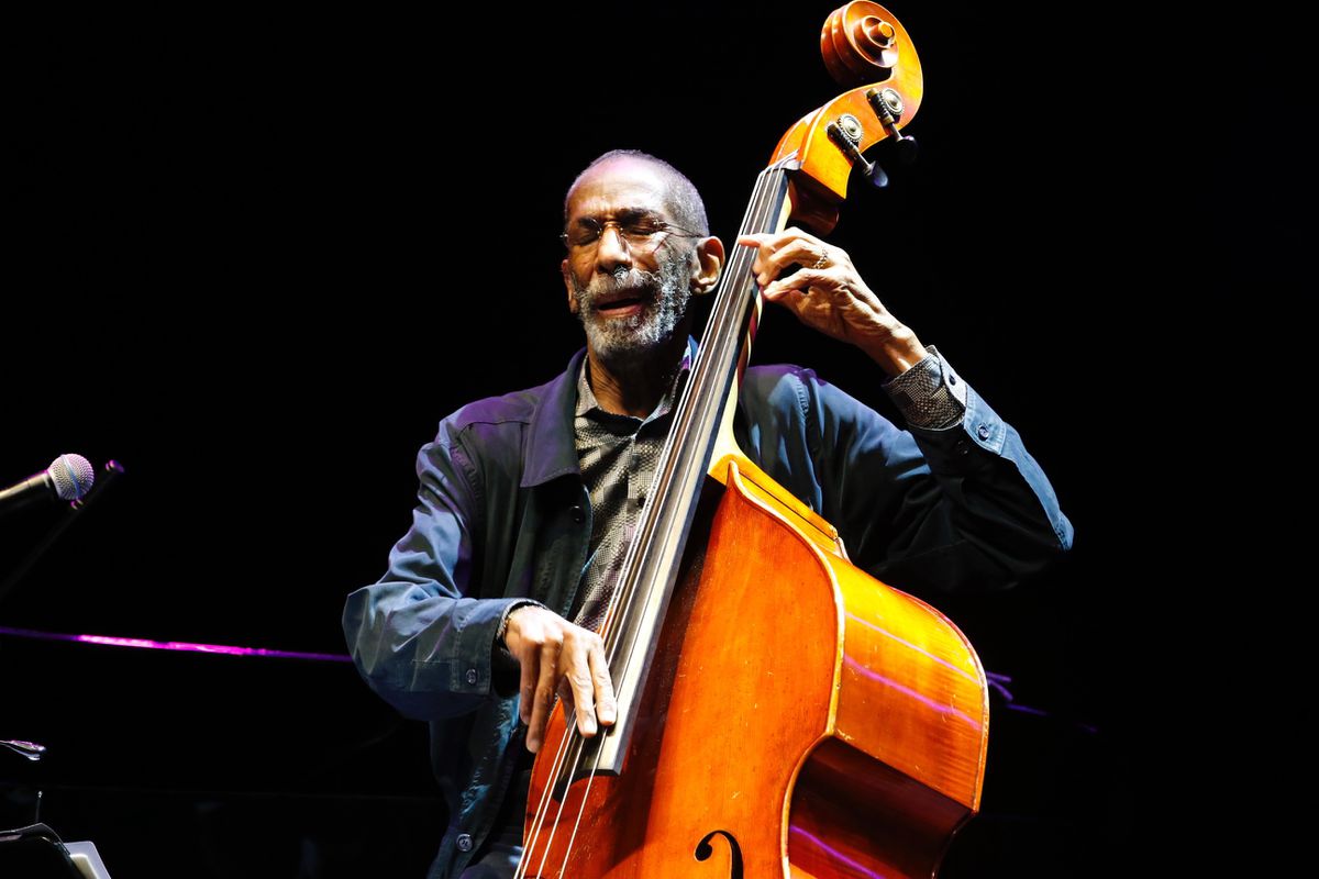 Ron Carter Ron Carter » Portal Medios Públicos