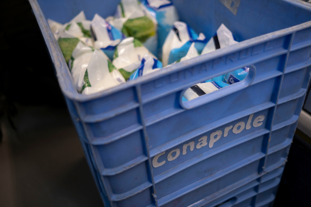 Trabajadores de Conaprole paran por cierre de planta en Rivera