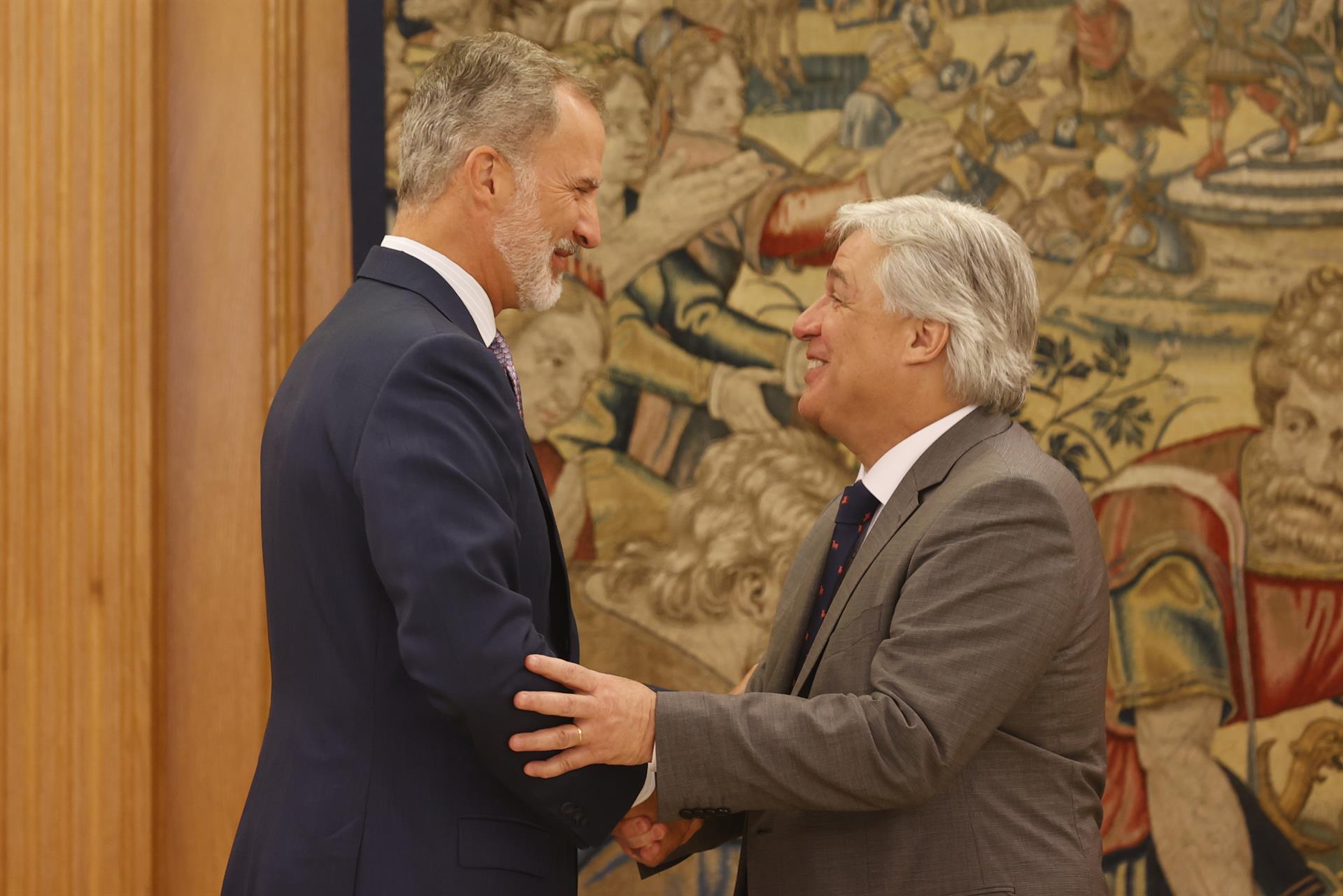 El rey Felipe recibió a Bustillo en el Palacio de La Zarzuela » Portal